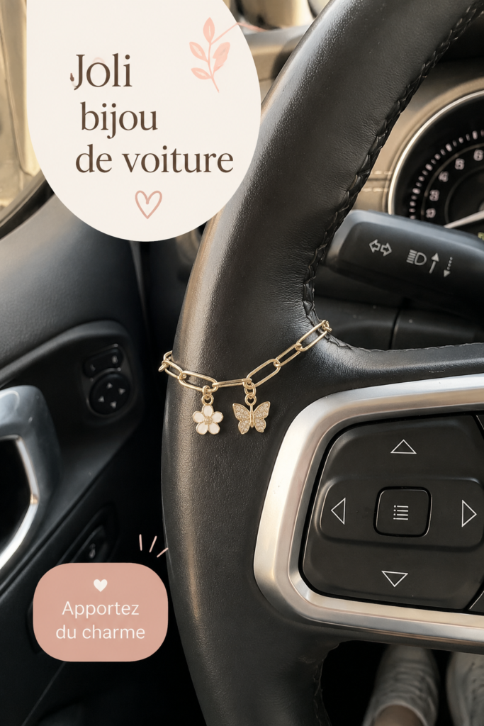 Un car charm adorable présentant des motifs mignons et colorés