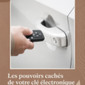 Une femme tenant une télécommande de voiture, découvrant ses fonctionnalités cachées.