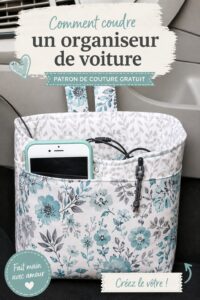 Sac à voiture en tissu coloré, offrant un rangement pratique pour les accessoires auto.